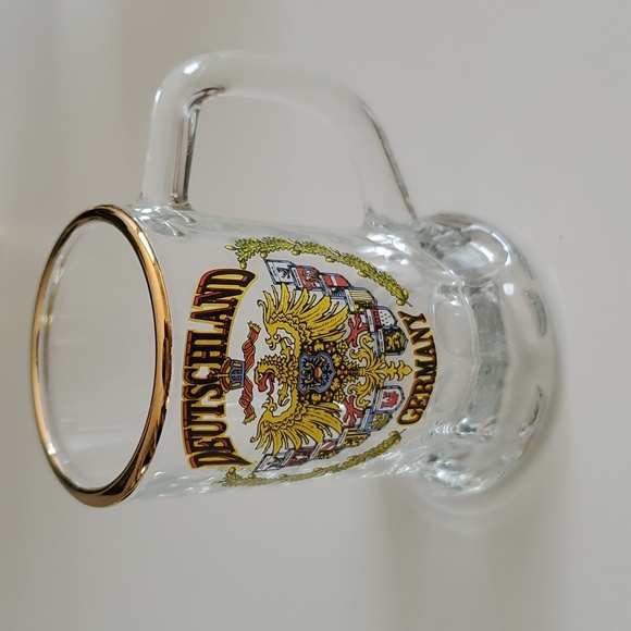 Travel Souvenirs and Home Decorations - Picture 10 of 11